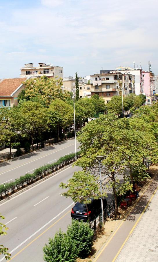 2V1 - Myslym Shyri Apartment Tiranë Luaran gambar