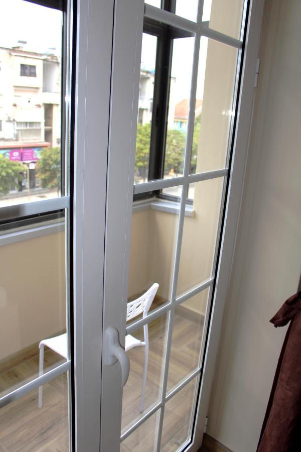 2V1 - Myslym Shyri Apartment Tiranë Luaran gambar